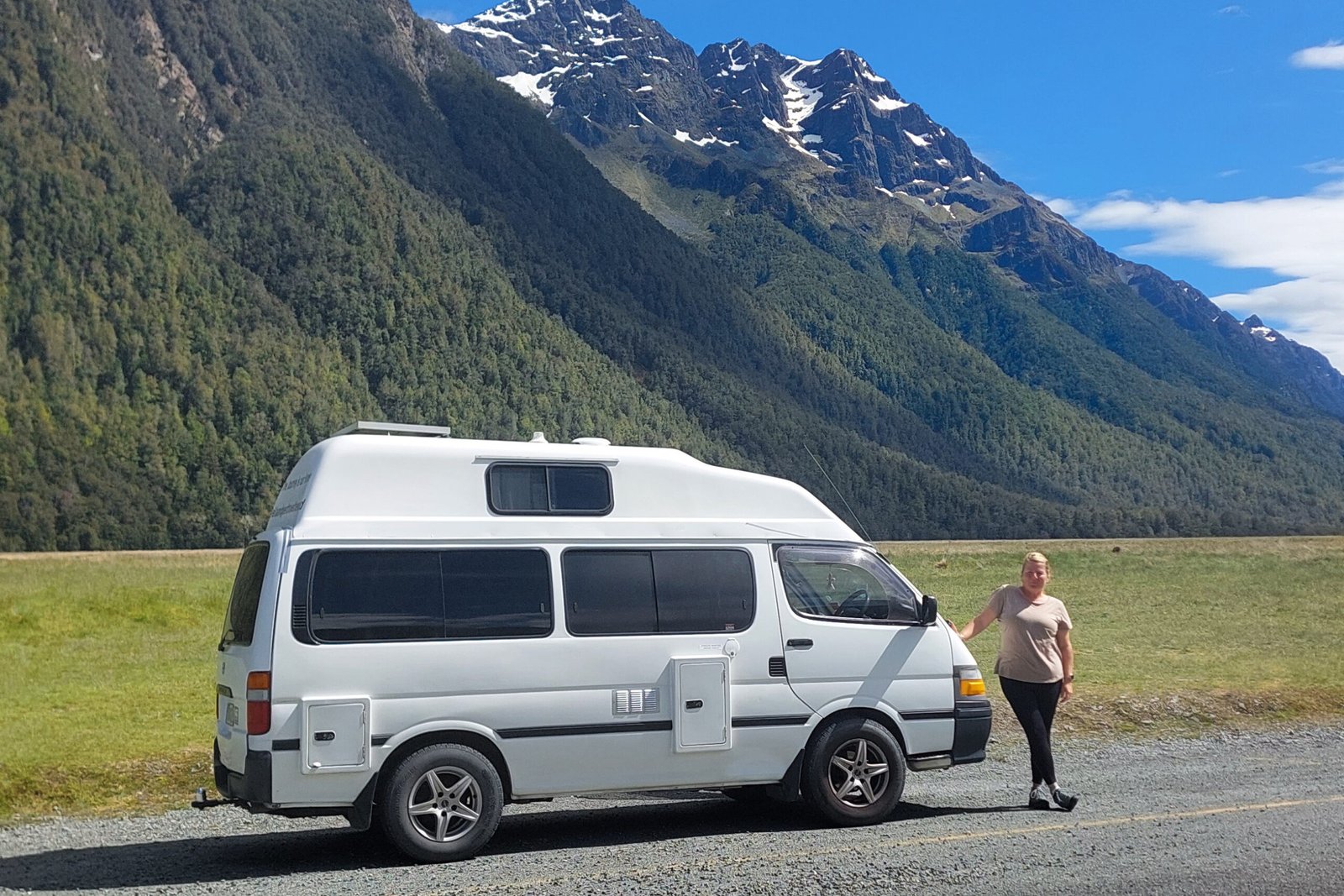 Ella with the campervan on our way to Milford Sound